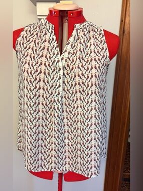 Sleeveless Bird Print Tank Top in Bird Print Size M